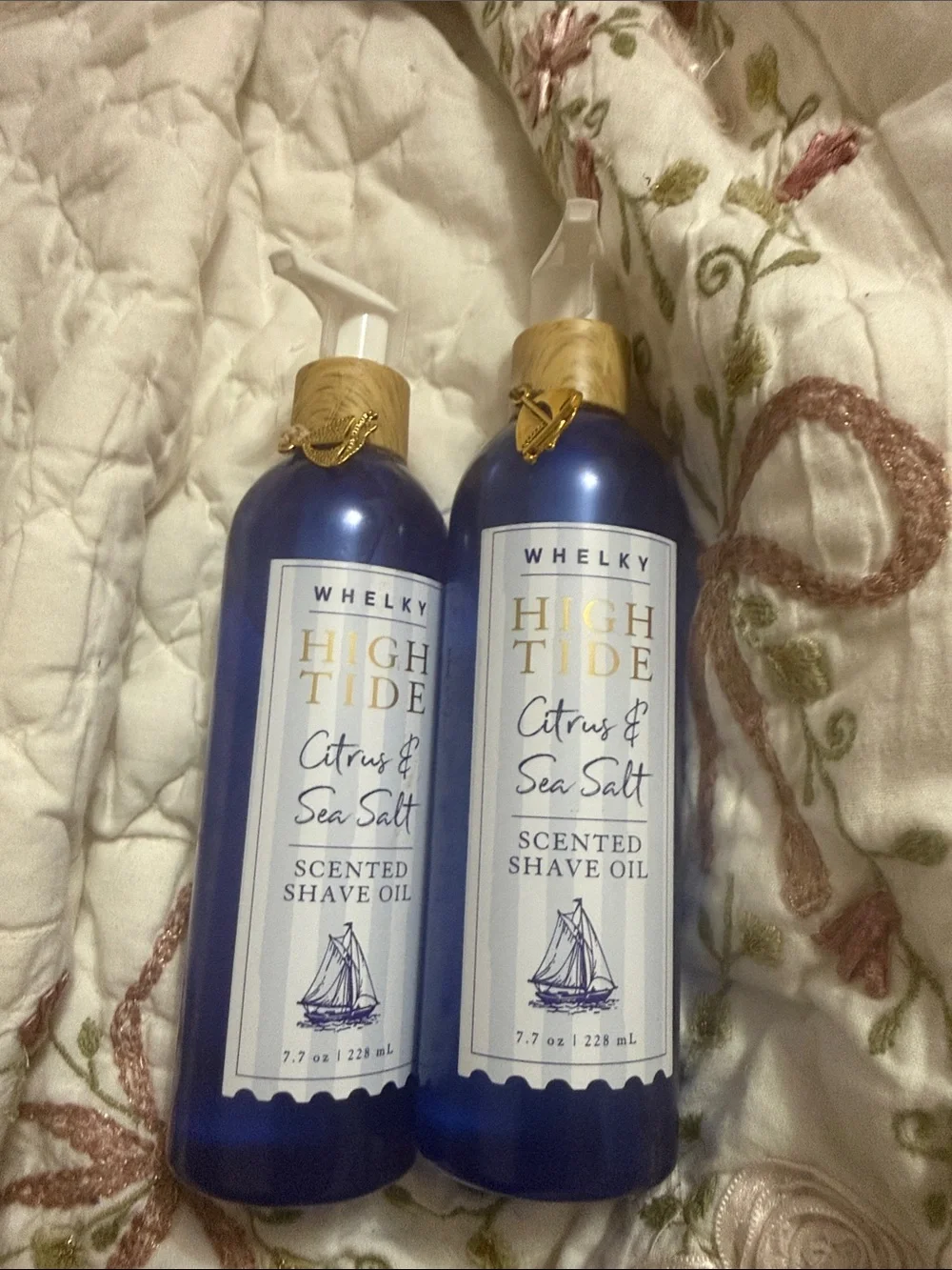 Whelky High Tide Citrus & Sea Salt Scented Shave Oil — Blue